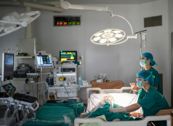 Ngay trong tuần đầu tiên, bệnh viện đã tiếp nhận 193 ca chấn thương, trong đó 93 trường hợp phải nhập viện điều trị với các tổn thương phức tạp.