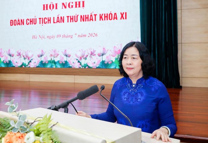 Ủy viên Bộ Chính trị, Bí thư Trung ương Đảng, Bí thư Đảng ủy MTTQ, các đoàn thể Trung ương, Chủ tịch Bùi Thị Minh Hoài phát biểu tại Hội nghị. Ảnh: Quang Vinh.