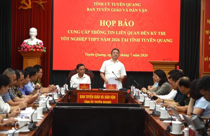 Quang cảnh buổi họp báo chiều 9/7. Ảnh: Đức Sơn.