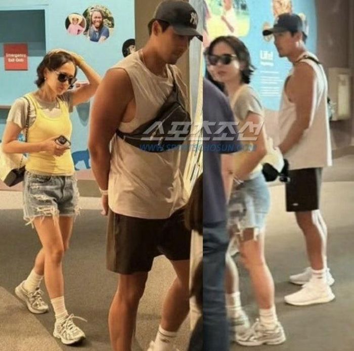 Hình ảnh Hyun Bin và Son Ye Jin trong kỳ nghỉ mới đây. Ảnh: Sports Chosun.