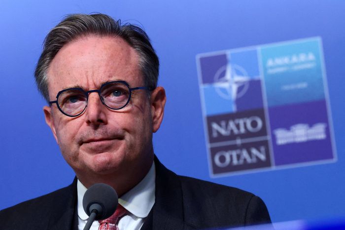  Thủ tướng Bỉ, Bart De Wever, cho biết ông dự định sẽ cư xử thận trọng với tổng thống Mỹ về kết quả trận bóng đá tại Hội nghị thượng đỉnh NATO. Ảnh: Reuters. 