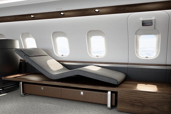 Máy bay đặc biệt sử dụng ghế Nuage Zero Gravity - thiết kế độc quyền của Bombardier nhằm tăng sự thoải mái trên các chuyến bay dài. Ảnh: Bombardier.