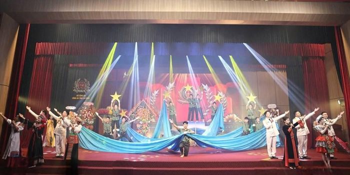 Chương trình nghệ thuật đặc sắc tại buổi gặp mặt