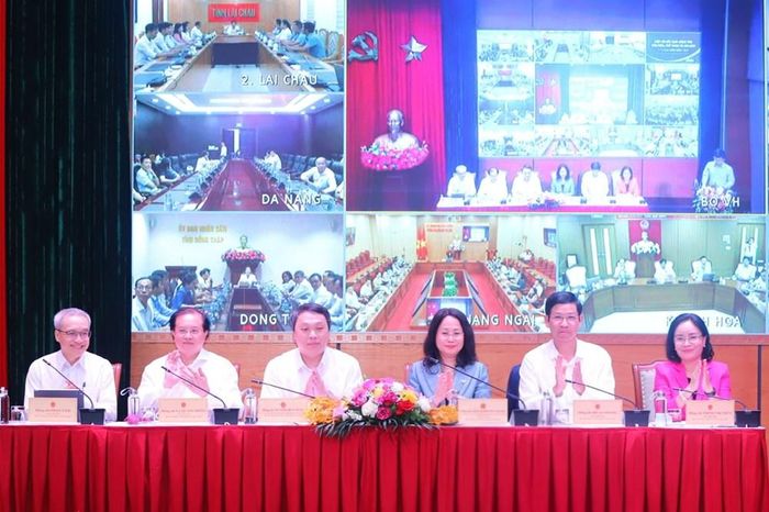 Các lãnh đạo Bộ VHTTDL chủ trì Hội nghị