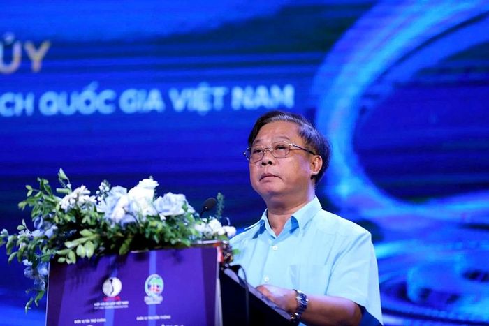 Phó Cục trưởng Cục Du lịch Quốc gia Việt Nam Phạm Văn Thủy phát biểu tại Lễ trao Giải thưởng VITA Awards 2026