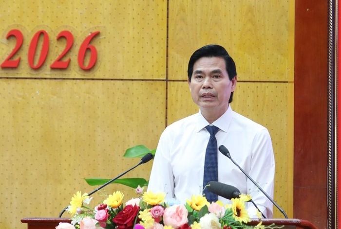 Đồng chí Hoàng Quốc Khánh, Bí thư Tỉnh ủy phát biểu chỉ đạo kỳ họp.