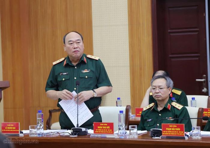 Trung tướng Lê Quang Đạo, Phó Tổng Tham mưu trưởng Quân đội nhân dân Việt Nam phát biểu tại cuộc làm việc - Ảnh: VGP/Gia Huy