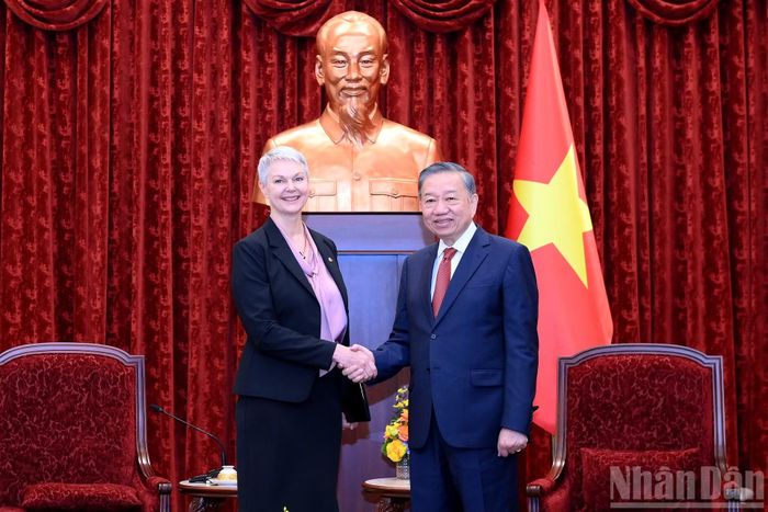 Tổng Bí thư, Chủ tịch nước Tô Lâm và Đại sứ đặc mệnh toàn quyền Vương quốc Na Uy tại Việt Nam Hilde Solbakken.