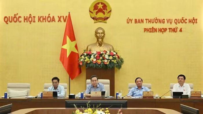 Chủ tịch Quốc hội Trần Thanh Mẫn và các Phó Chủ tịch Quốc hội tại Phiên họp. (Ảnh: THỦY NGUYÊN)