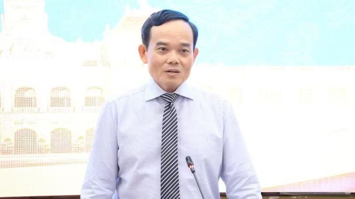Đồng chí Trần Lưu Quang, Ủy viên Bộ Chính trị, Bí thư Thành ủy Thành phố Hồ Chí Minh, Trưởng Đoàn đại biểu Quốc hội thành phố phát biểu chỉ đạo tại hội nghị.
