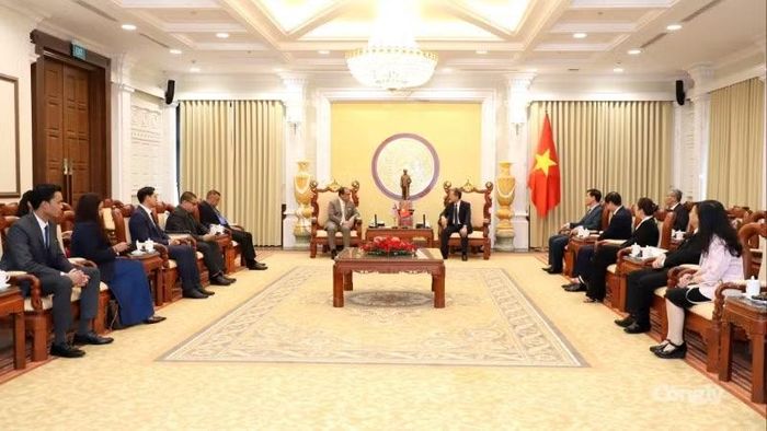 Quang cảnh buổi tiếp.