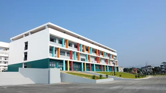 Điểm thi Trường trung học phổ thông chuyên Tuyên Quang.