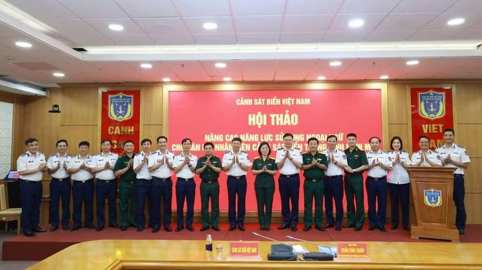 Các đại biểu tại hội thảo.