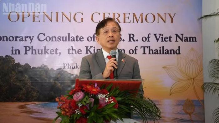Lãnh sự danh dự Việt Nam tại Phuket Thaneth Tantipiriyakij. (Ảnh: MINH THẮNG)