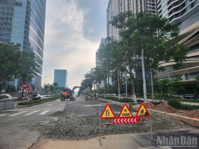 Tăng tốc thi hoàn trả mặt bằng sau thi công cống hộp trên đường Hoàng Minh Thảo.