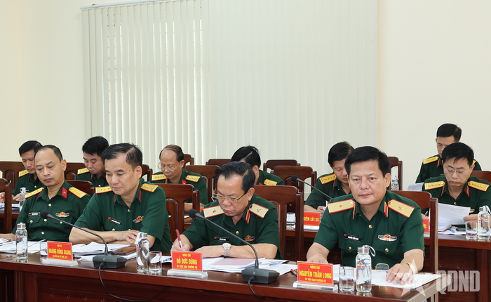 Các đại biểu dự hội nghị.
