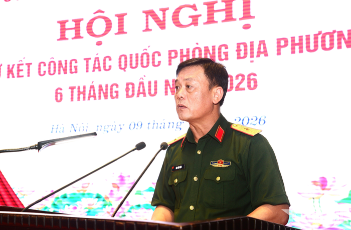  Thiếu tướng Đào Văn Nhận, Tư lệnh Bộ tư lệnh Thủ đô Hà Nội phát biểu tại hội nghị. 