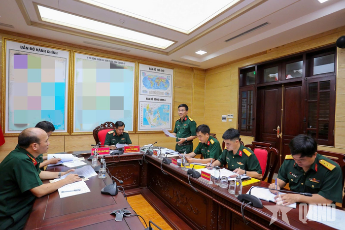 Đại tá Nguyễn Quang Hùng, Phó cục trưởng Cục Hậu cần - Kỹ thuật báo cáo kết quả khảo sát định mức tiêu thụ nhiên liệu cho các trang bị mới của Tổng cục Hậu cần - Kỹ thuật năm 2026.