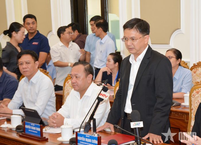 Phó chủ tịch UBND TP Hồ Chí Minh phát biểu tại buổi lễ.