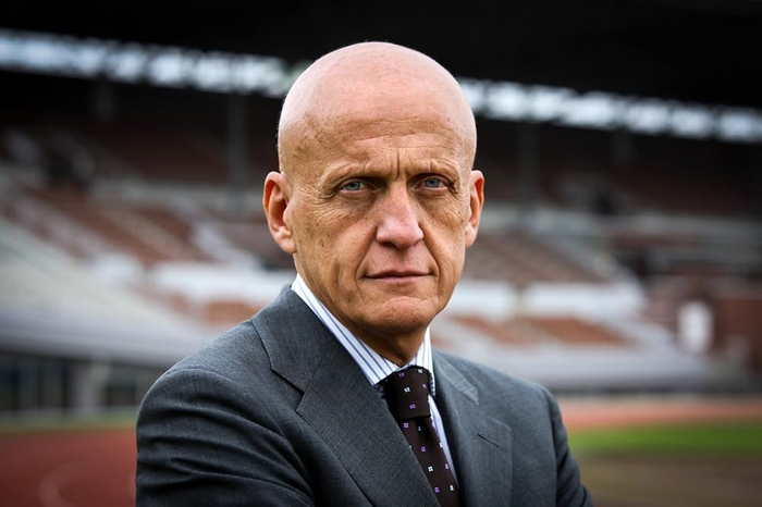 Trưởng ban trọng tài FIFA Pierluigi Collina. Ảnh: IMDB