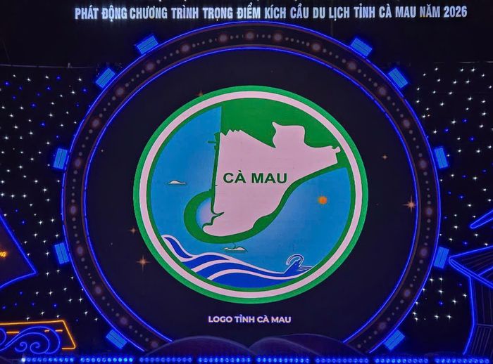 Logo tỉnh Cà Mau được công bố tại chương trình nghệ thuật kỷ niệm một năm thành lập tỉnh Cà Mau, diễn ra tối 30-6-2026