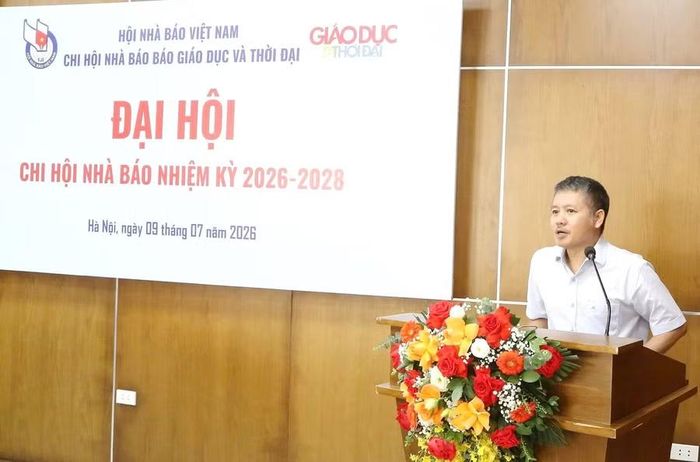 Nhà báo Nguyễn Đức Tuân - Phó Tổng biên tập, Thư ký Chi hội Nhà báo Báo Giáo dục và Thời đại nhiệm kỳ 2024 - 2026 phát biểu tại Đại hội.