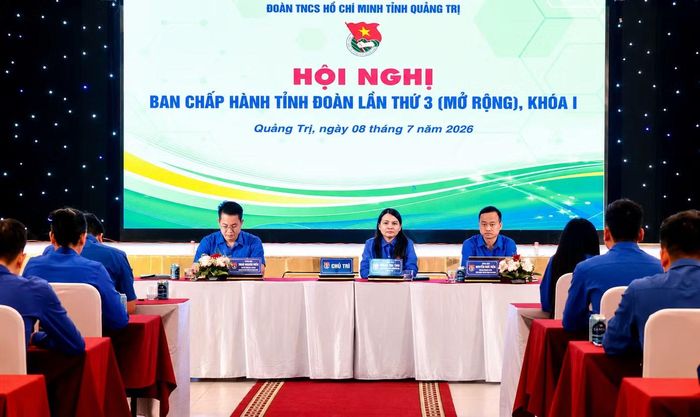 Toàn cảnh hội nghị.