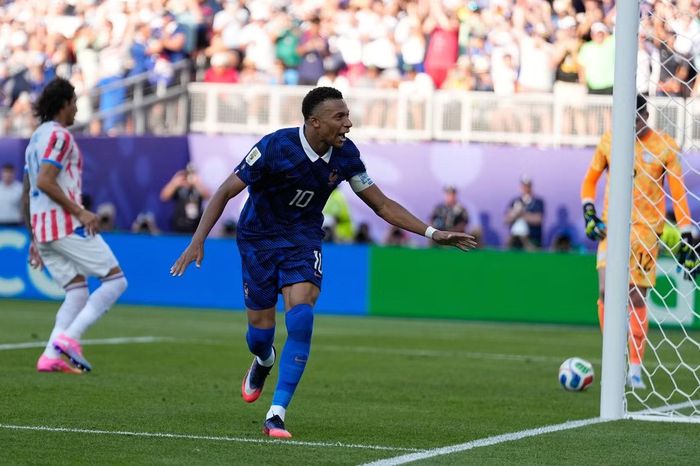 Hàng công của Pháp đang thăng hoa với đầu tàu Mbappe.