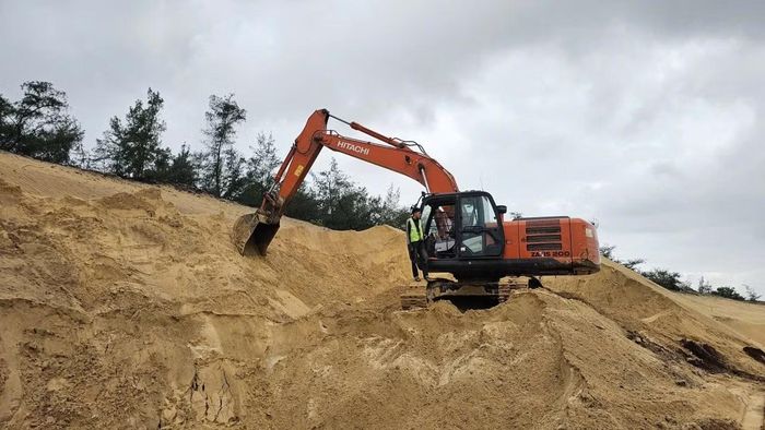 Có mỏ cát trúng đấu giá cao hơn giá thị trường gần gấp đôi.