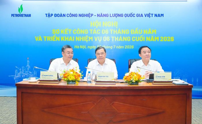 Đoàn Chủ tịch điều hành Hội nghị