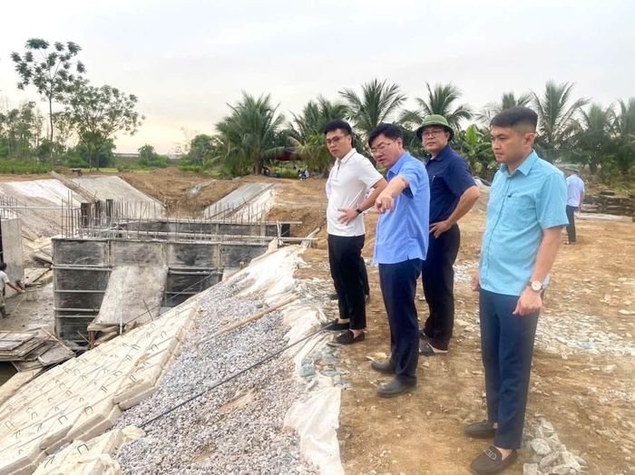 Chủ đầu tư, các đơn vị có liên quan phải chịu trách nhiệm nếu dự án chậm tiến độ