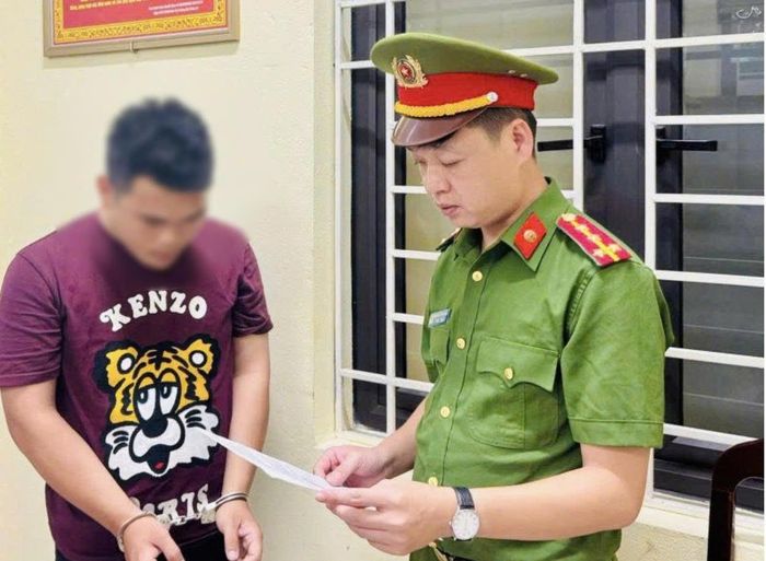 Đối tượng Hà Văn Bằng tại cơ quan Công an. (Ảnh: CAHY).