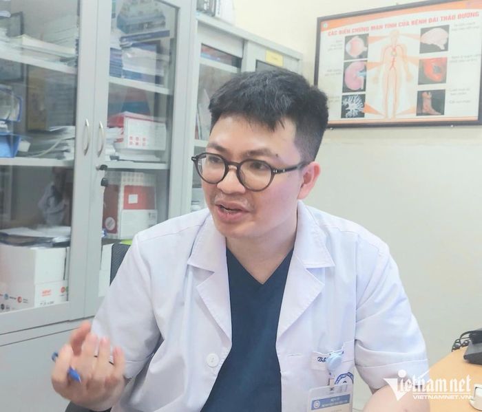 Ths.Bs Lương Tuấn Thành, Khoa Điều trị tích cực, Bệnh viện Nội tiết Trung ương. Ảnh: N. Huyền 