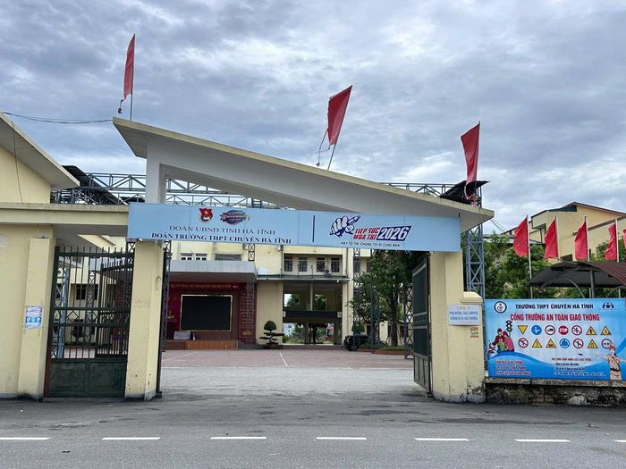 Trường THPT Chuyên Hà Tĩnh. Ảnh: T.Lương