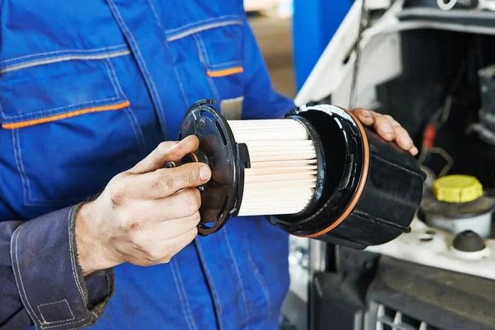 Hầu hết các hãng xe đều yêu cầu bắt buộc thay lọc nhiên liệu ở mốc 40.000-50.000km. Ảnh: CGSulit Store