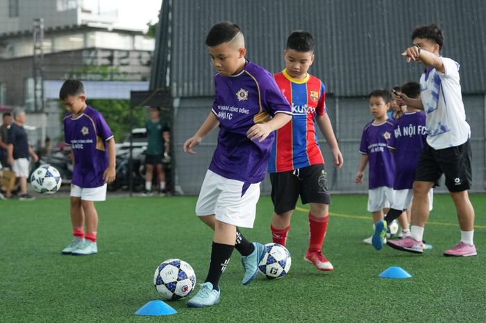 Đào tạo miễn phí với giáo trình chuyên nghiệp, đội bóng Thủ đô kỳ vọng săn tìm được nhiều Văn Quyết, Duy Mạnh... mới trong tương lai