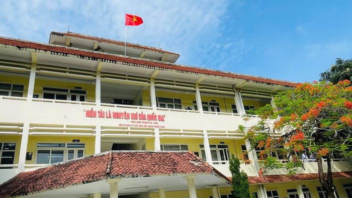 Cơ sở vật chất hiện nay của trường THPT chuyên Lam Sơn đã xuống cấp sau nhiều năm sử dụng