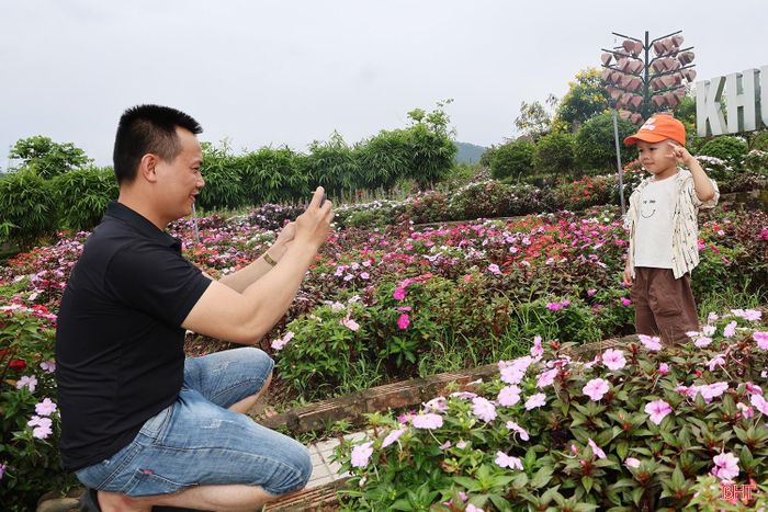 Nhiều điểm check-in tạo sức hút mới, góp phần đa dạng hóa trải nghiệm và thu hút du khách.