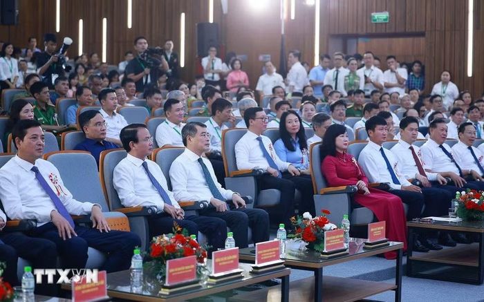 Thủ tướng Lê Minh Hưng dự Lễ khai trương hoạt động Bệnh viện Hữu nghị Việt Đức tại phường Liêm Tuyền, tỉnh Ninh Bình. (Ảnh: Dương Giang/TTXVN)