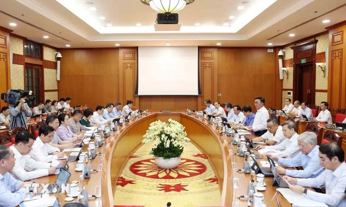 Phiên họp triển khai nhiệm vụ 6 tháng cuối năm 2026 về chuyển đổi số trong các cơ quan Đảng. (Ảnh: Phương Hoa/TTXVN)