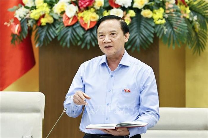 Phó Chủ tịch Quốc hội Nguyễn Khắc Định phát biểu. Ảnh: Doãn Tấn/TTXVN.