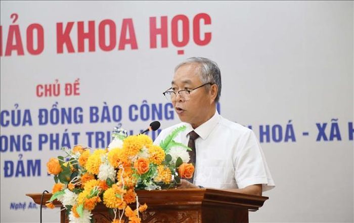 Luật gia Nguyễn Văn Toàn - Phó Chủ tịch Trung ương Ủy ban Đoàn kết Công giáo Việt Nam phát biểu tại hội thảo. Ảnh: TTXVN phát