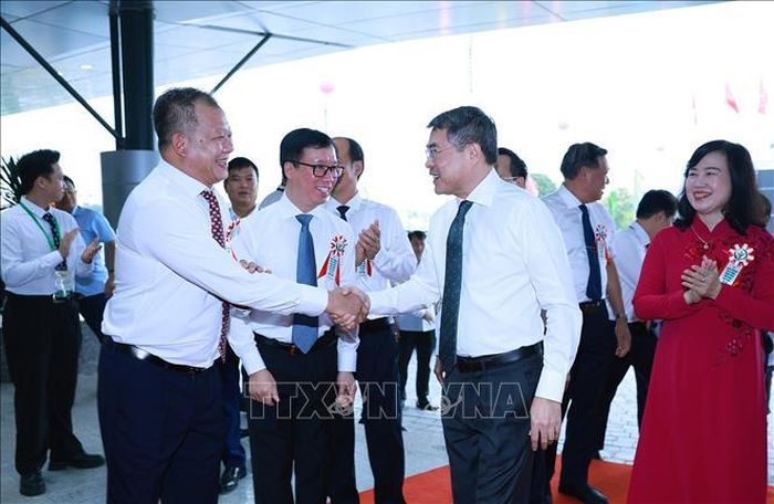 Thủ tướng Lê Minh Hưng đến dự Lễ khai trương hoạt động Bệnh viện Hữu nghị Việt Đức tại phường Liêm Tuyền, tỉnh Ninh Bình. Ảnh: Dương Giang/TTXVN