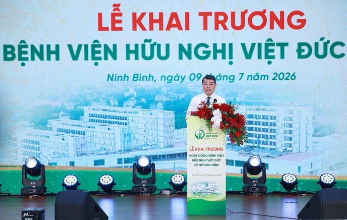 Thủ tướng Lê Minh Hưng phát biểu chỉ đạo tại Lễ khai trương hoạt động Bệnh viện Hữu nghị Việt Đức tại phường Liêm Tuyền, tỉnh Ninh Bình. Ảnh: Dương Giang/TTXVN