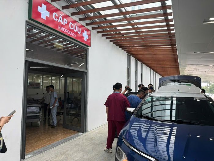 Ngay trong ngày đầu, khoa Cấp cứu đã tiếp nhận, xử lý hàng chục ca bệnh.