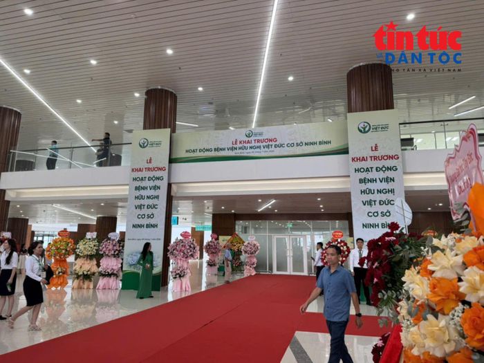 Bệnh viện Hữu nghị Việt Đức cơ sở Ninh Bình chính thức đi vào hoạt động