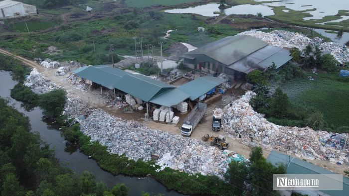 Gây khói bụi, ô nhiễm.