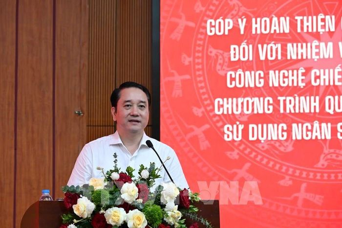 Phó Giáo sư, Tiến sĩ Đào Ngọc Chiến, Giám đốc Quỹ Phát triển Khoa học và Công nghệ Quốc gia phát biểu tại Hội thảo. Ảnh: Thu Phương - TTXVN