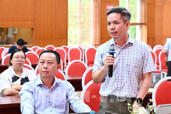 Tiến sĩ Trần Đỗ Đạt, Phó Viện trưởng Viện Khoa học và Công nghệ Việt Nam - Hàn Quốc (Vkist) chia sẻ ý kiến tại Hội thảo. Ảnh: Thu Phương - TTXVN