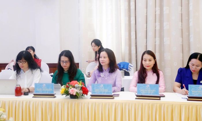 Các đại biểu dự Hội nghị